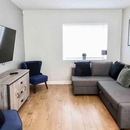 Comfortable And Convenient 3 Bedroom House With Parking Handsworth Exterior foto